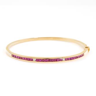 1.00ct Ruby & 0.04ct Diamond Bangle