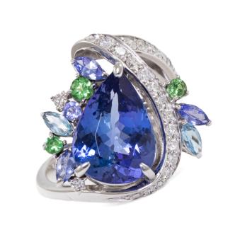 3.69ct Tanzanite and Diamond Ring