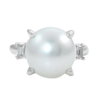 12.2mm South Sea Pearl & Diamond Ring