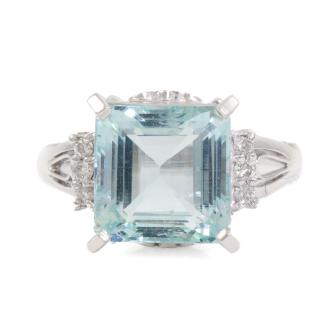 4.77ct Aquamarine and Diamond Ring