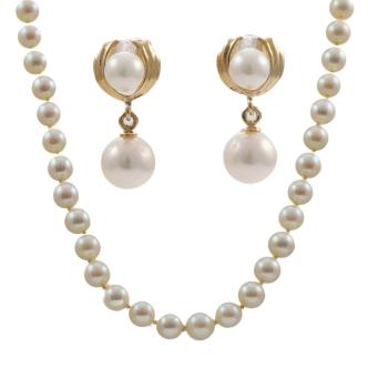 Set of Akoya Pearl Necklace and Pearl